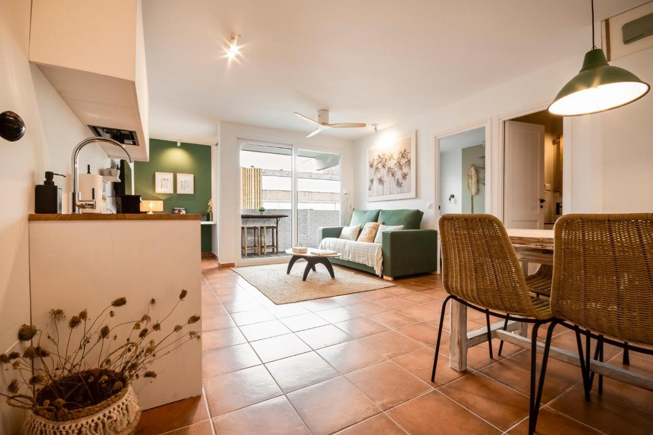 K-Nat By Nuka Homes Platja de Larenal Экстерьер фото